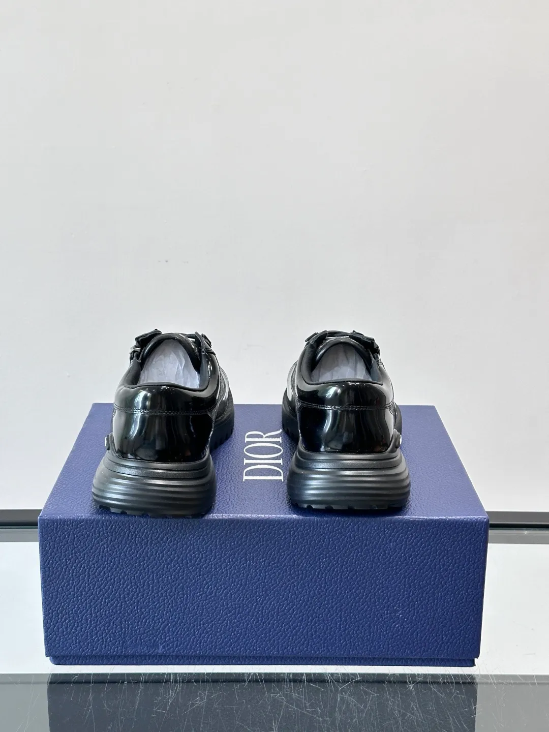 Men's shoes 💰p560 "Dio＊" Combat Derby Shoes Dior Combat Derby Shoes, black calfskin + Dior Oblique embroidery, highly recognizable. Shoelaces + technical zippers make it easy to put on and take off. The EVA hybrid soles are light and comfortable, with a sense of sportiness and fashion. They are great for daily wear or sports. They are the perfect combination of high fashion and functionality. size: 39-44 (38.45 customized)